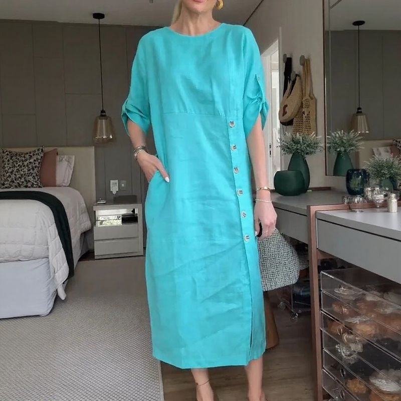 Vestido Adélie™ em Linho de Algodão com Botões Laterais e Fenda Sofisticada / Movimento e Elegância na Medida Certa!
