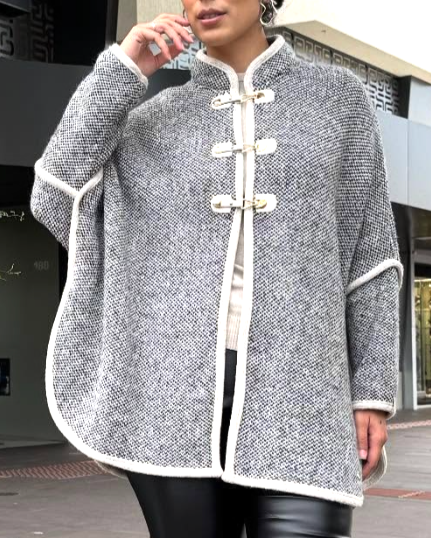 Capa Tricot Feminina - Inverno 2025
Capa Biamar 2025